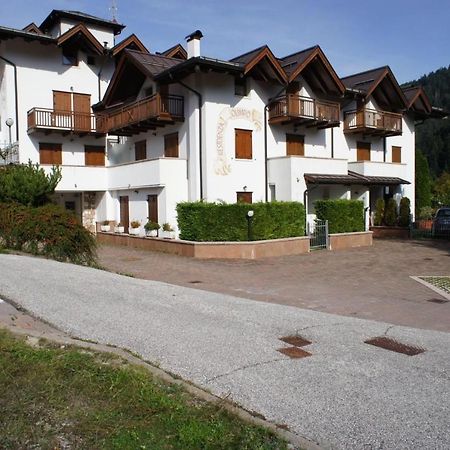 Residenza Olimpo Apartment Andalo Luaran gambar