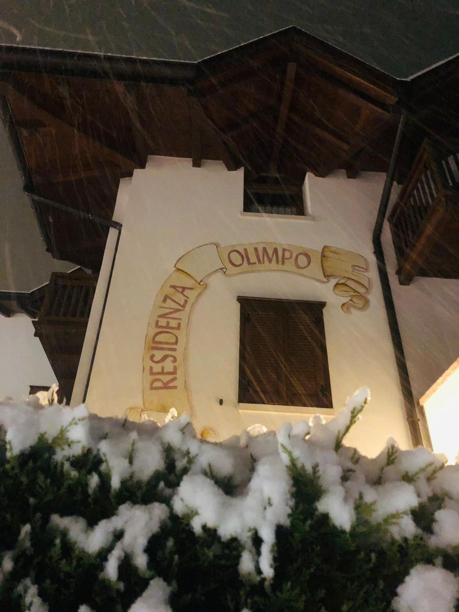 Residenza Olimpo Apartment Andalo Luaran gambar